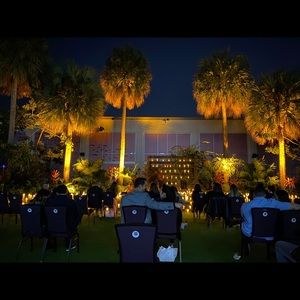 Meet your Posher, Felipe